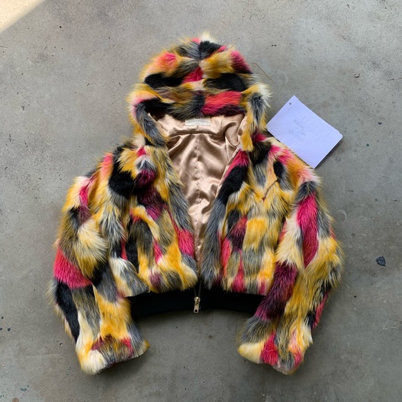 Spirithoods Monarch Crop ♥️ - Picture 3 of 15